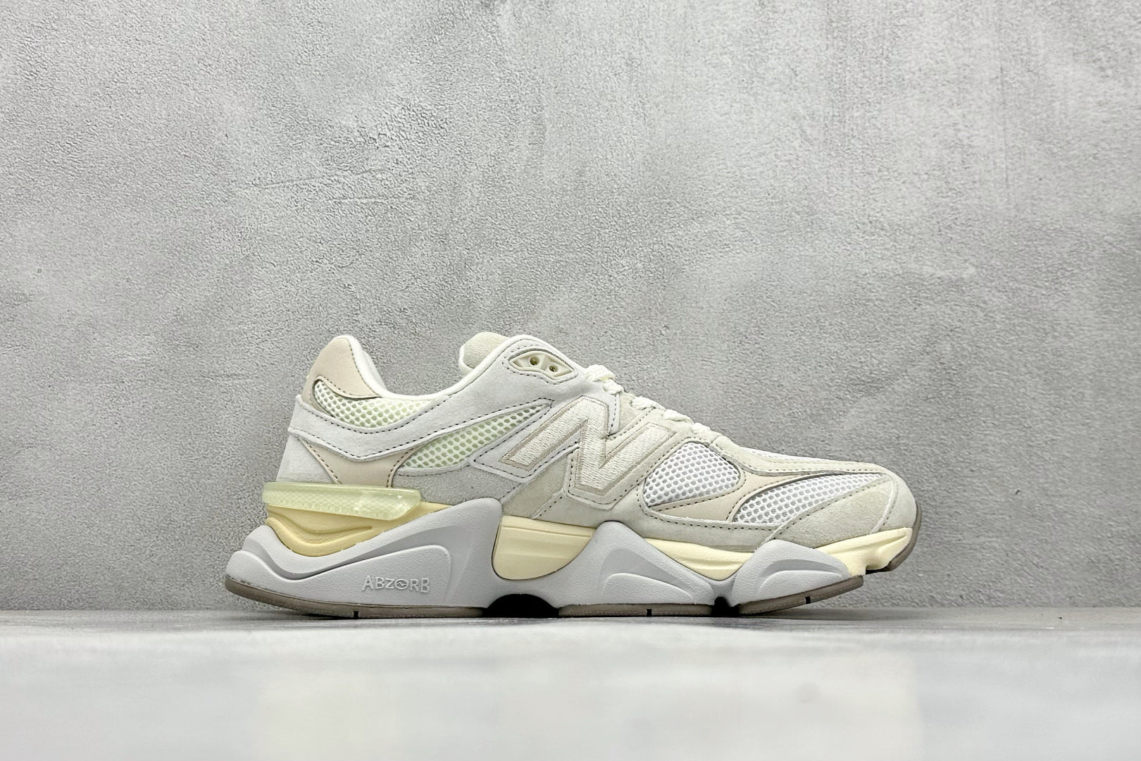 New Balance 9060 "Cream Sea Salt" – Édition Lifestyle