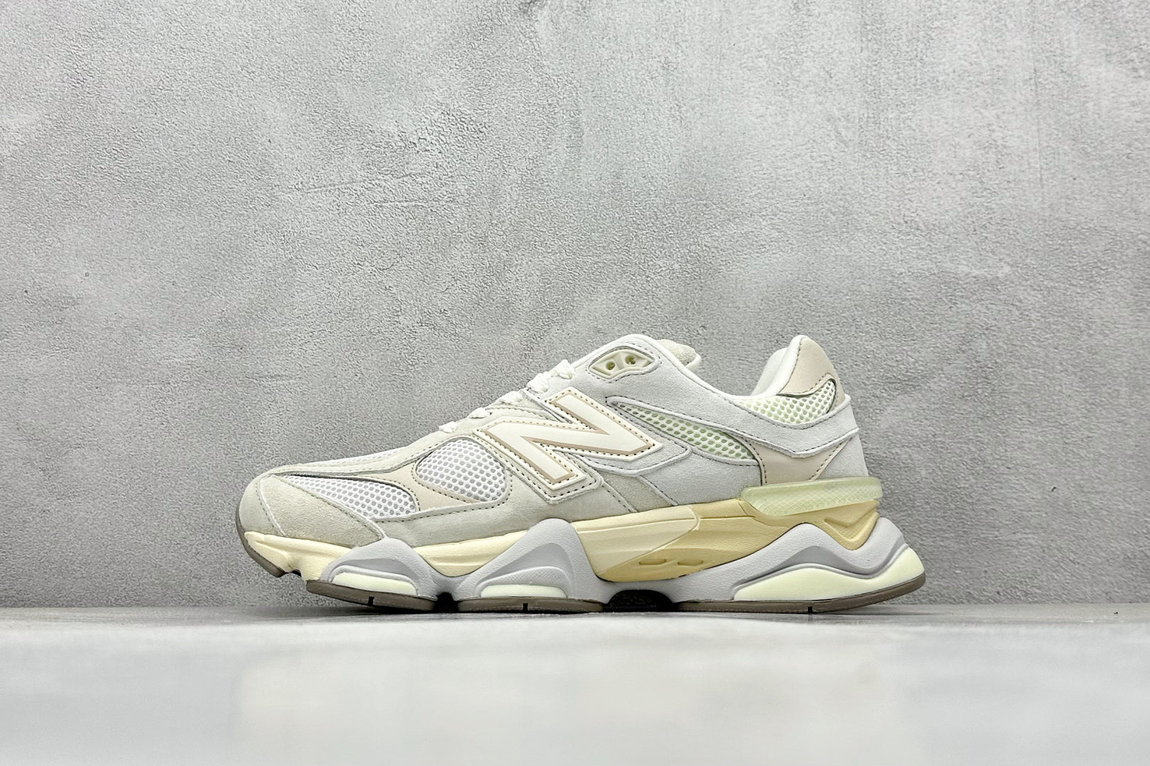 New Balance 9060 "Cream Sea Salt" – Édition Lifestyle