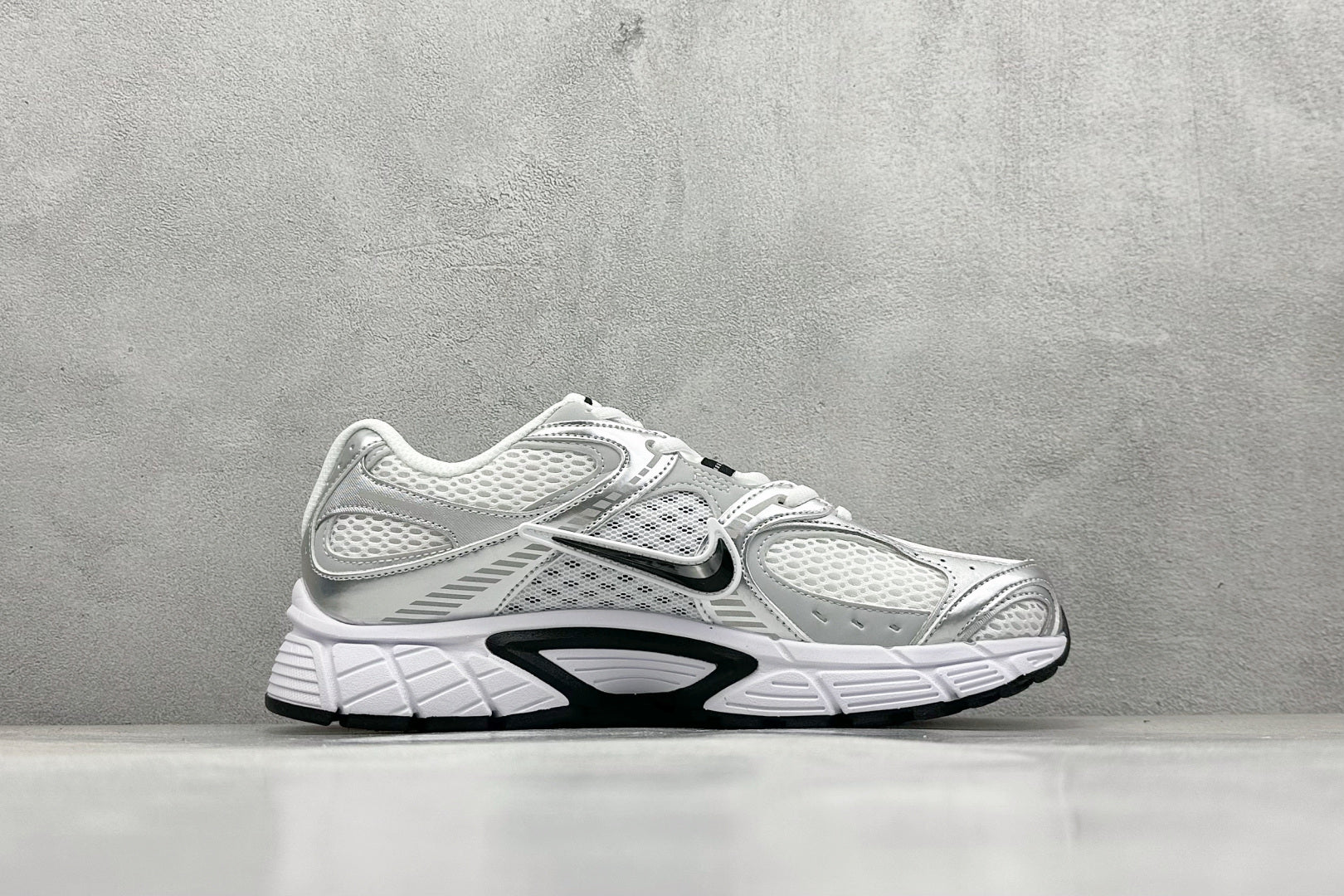 Nike P-6000 White Metallic Silver