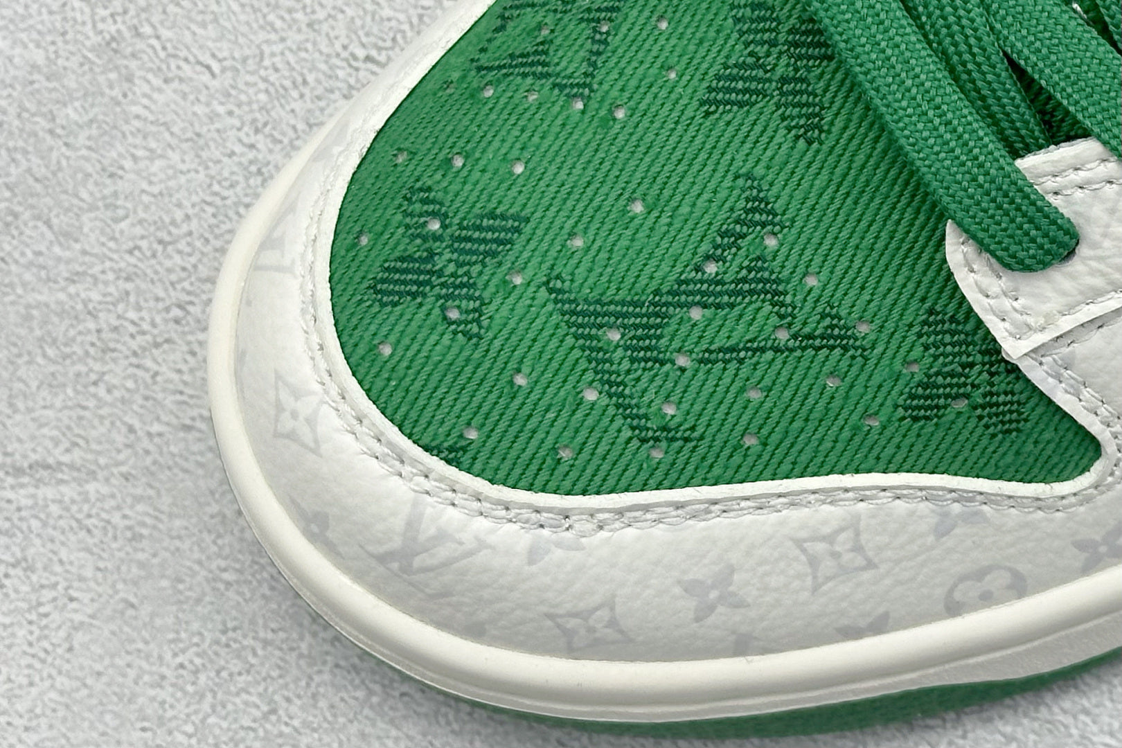 Dunk Low x Louis Vuitton