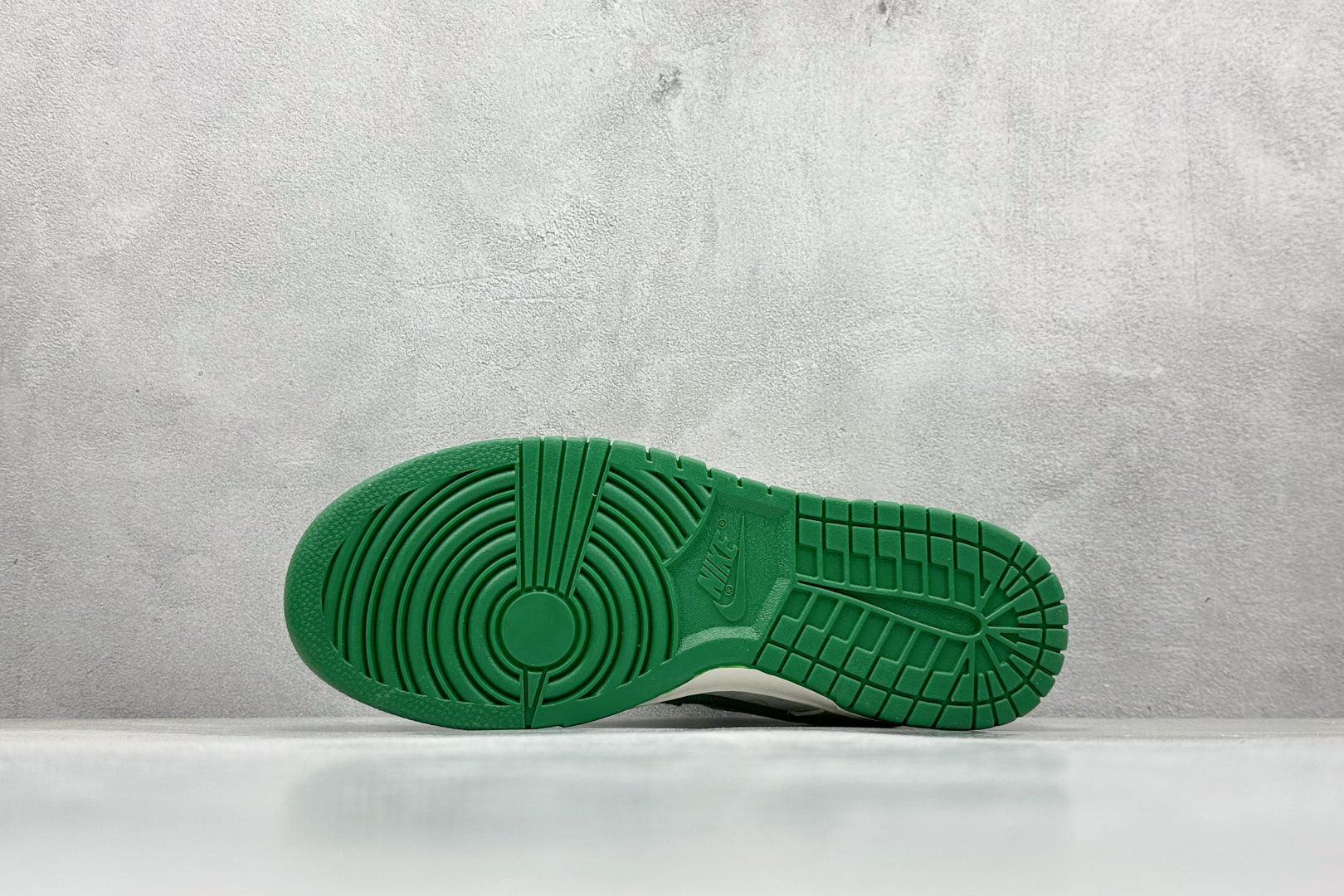 Dunk Low x Louis Vuitton