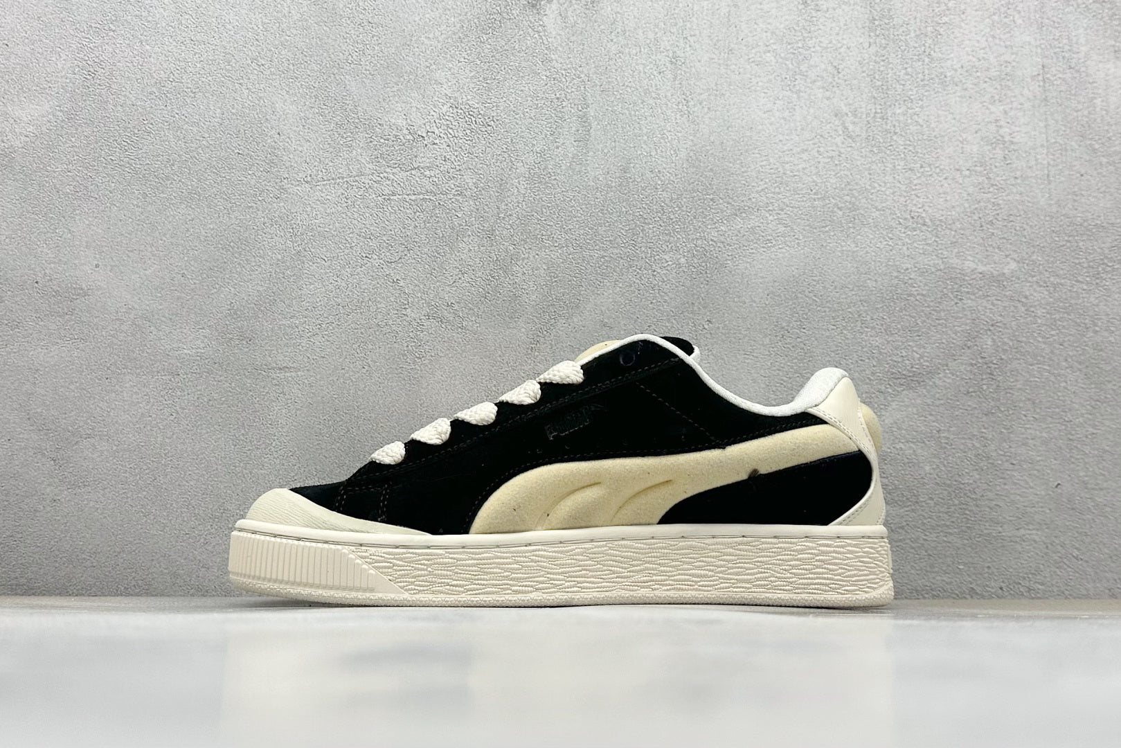 Suede Vintage Low